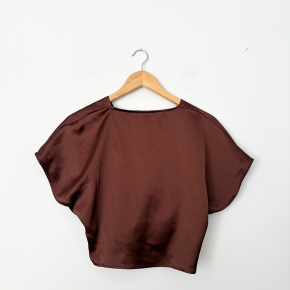 House of Harlow 1960 brown satin knotted top - Picture 6 of 6